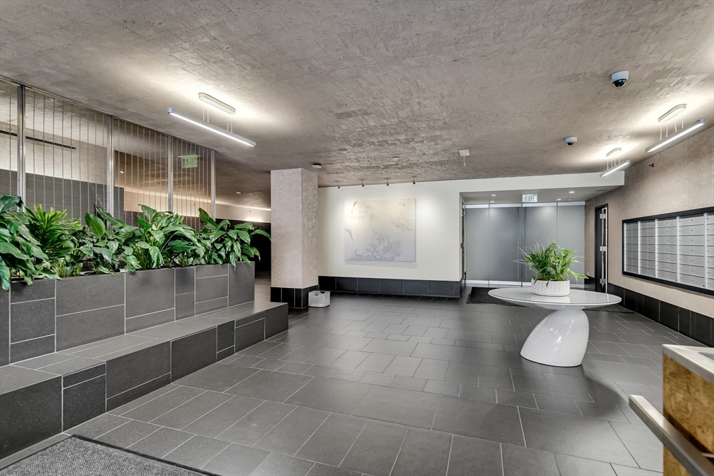 141 Dorchester Ave #906 Boston, MA 02127