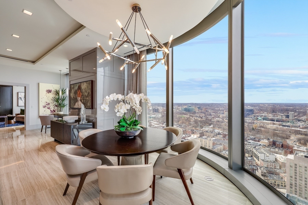 1 Dalton St #3801