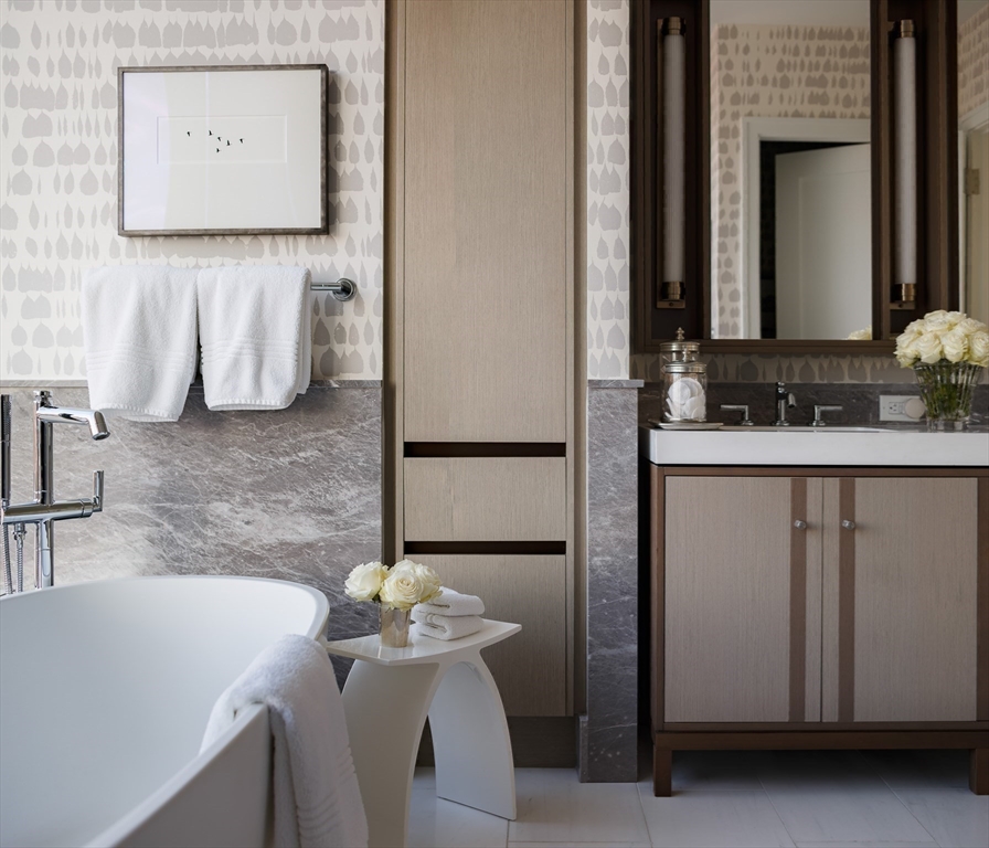 380 Harrison Ave #12F Boston, MA 02118