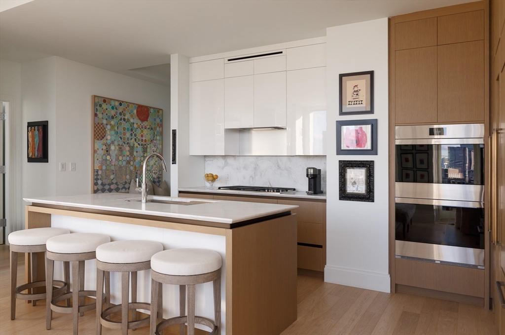 380 Harrison Ave #12F Boston, MA 02118