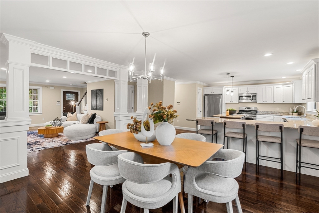27 Pearl St #2 Wakefield, MA 01880 27 Pearl St #2 Wakefield, MA 01880