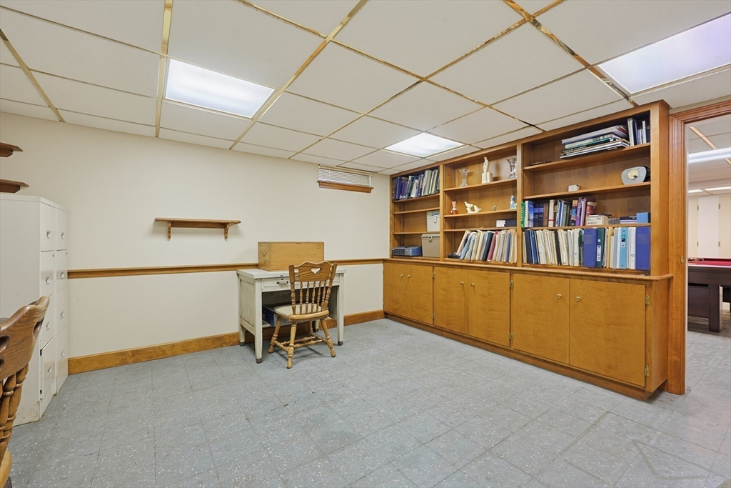 11 Preston St Wakefield, MA 01880