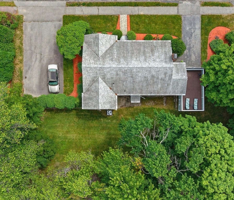 11 Preston St Wakefield, MA 01880