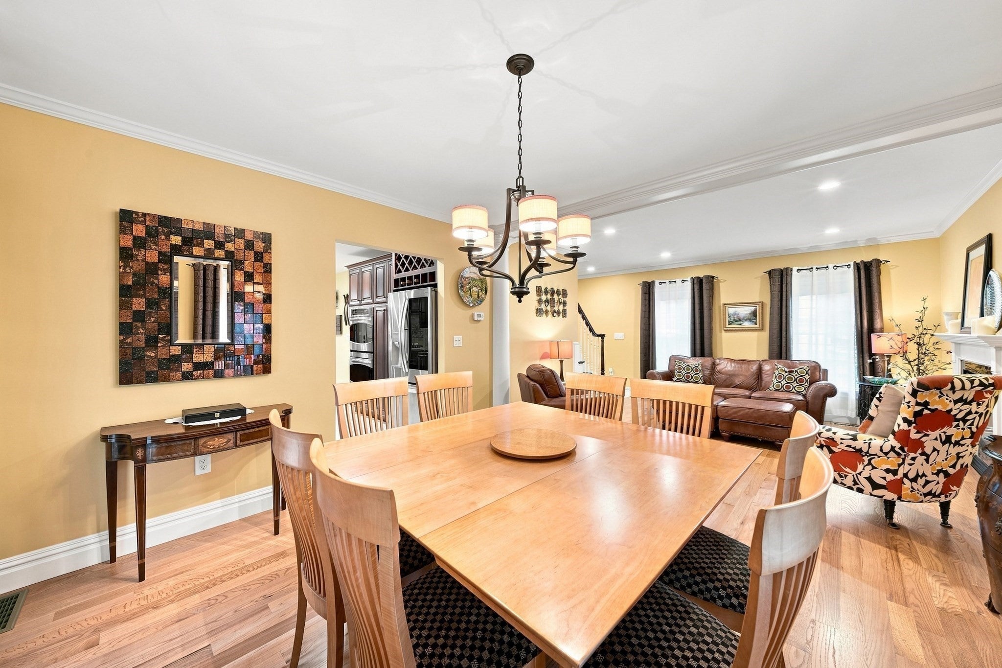5 Dell Ave Wakefield, MA 01880