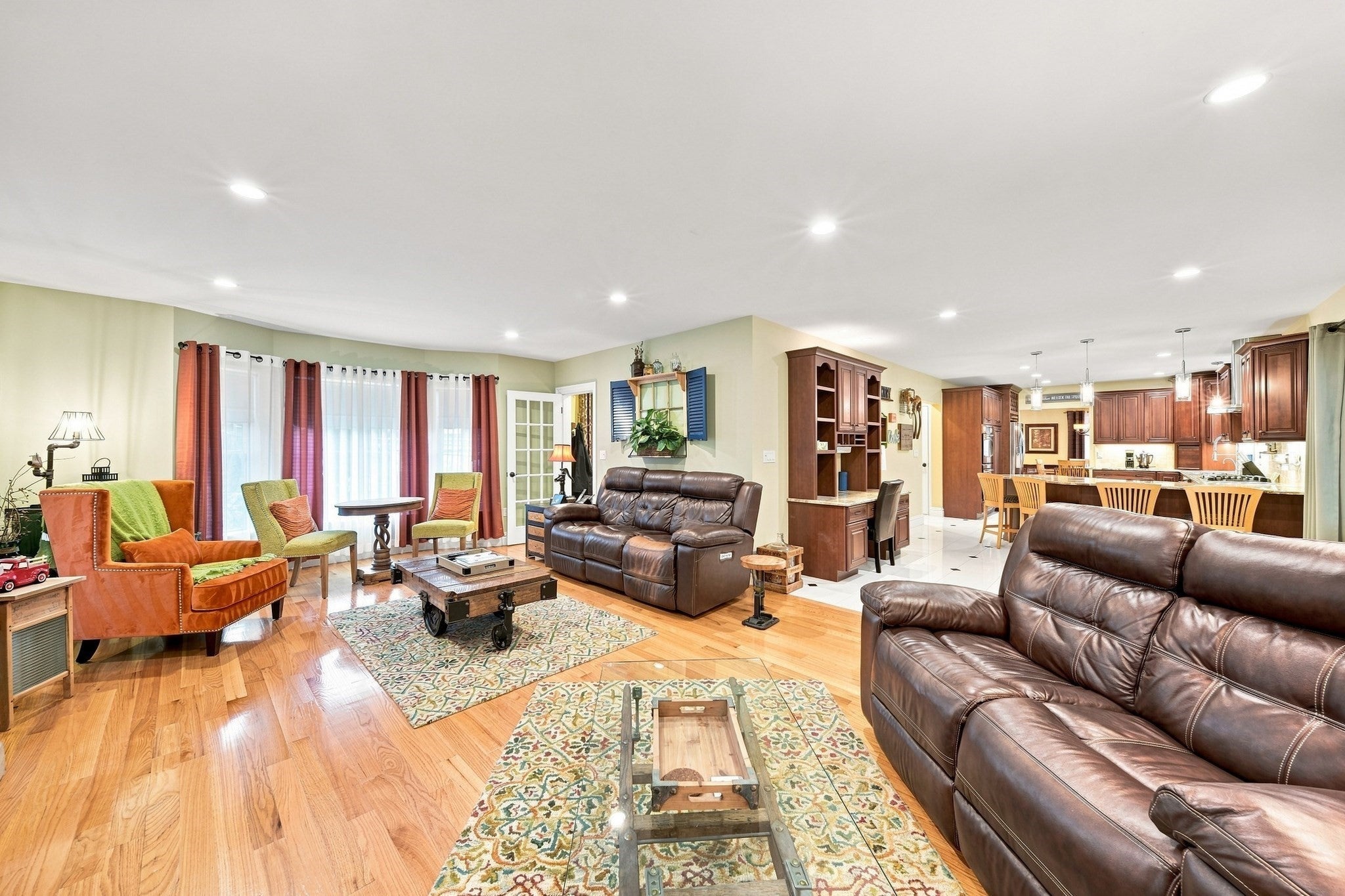 5 Dell Ave Wakefield, MA 01880