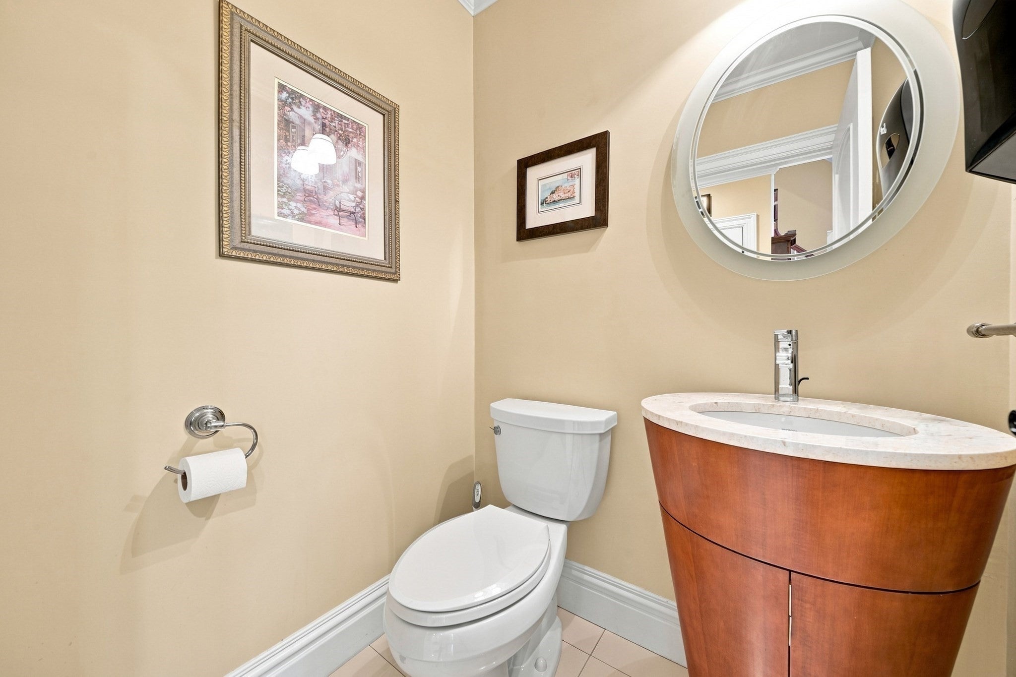 5 Dell Ave Wakefield, MA 01880