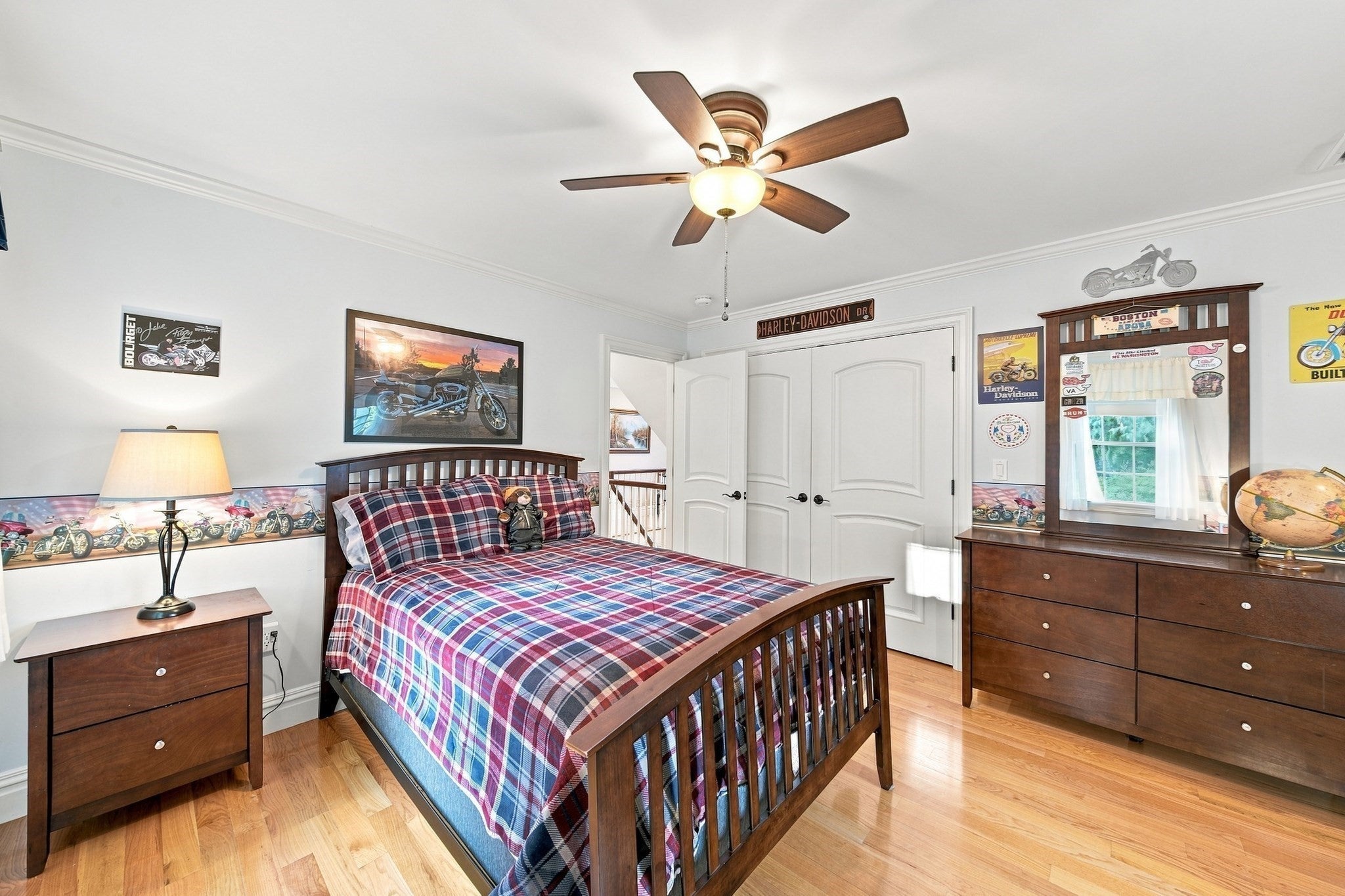 5 Dell Ave Wakefield, MA 01880