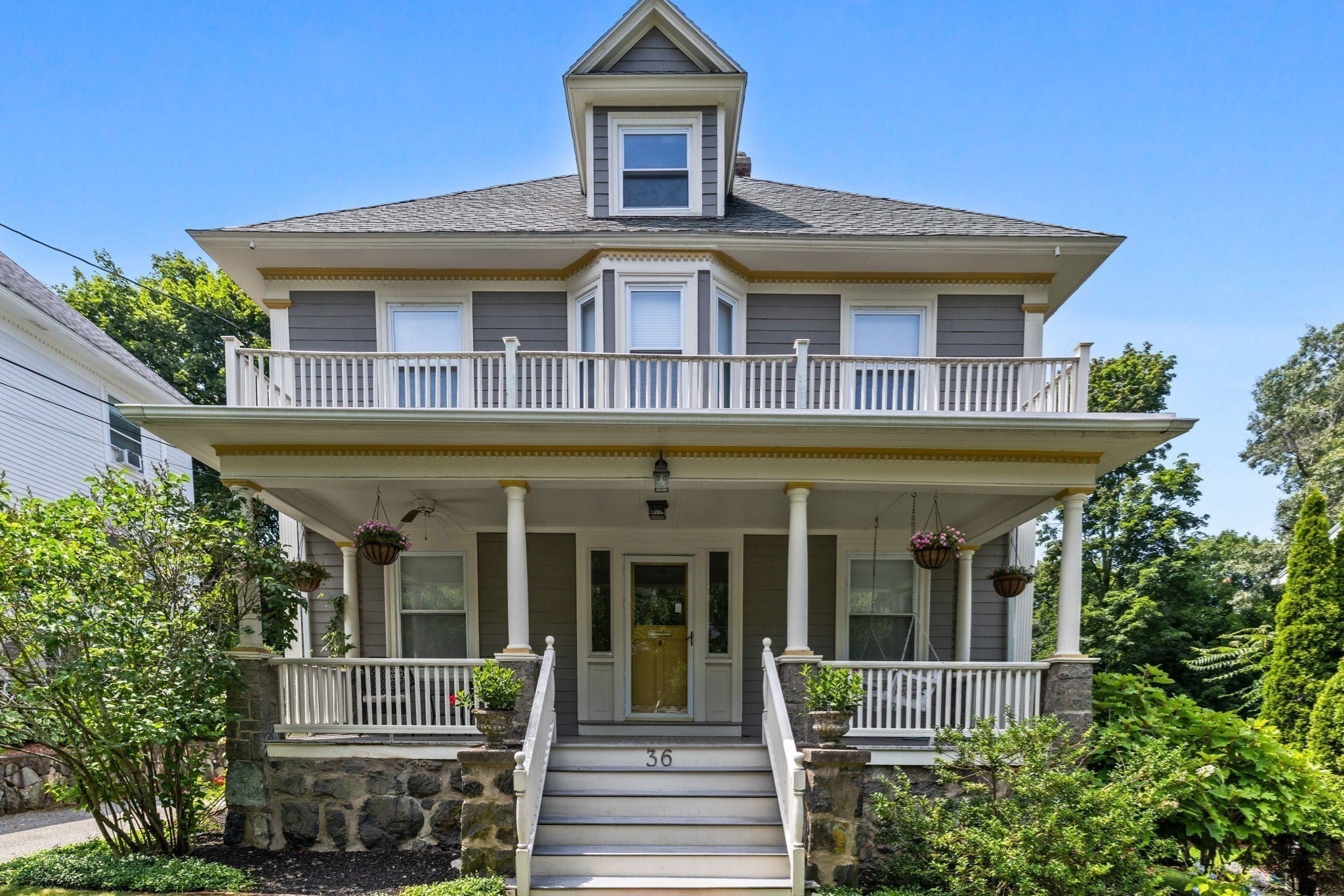 36 Renwick Rd Wakefield, MA 01880