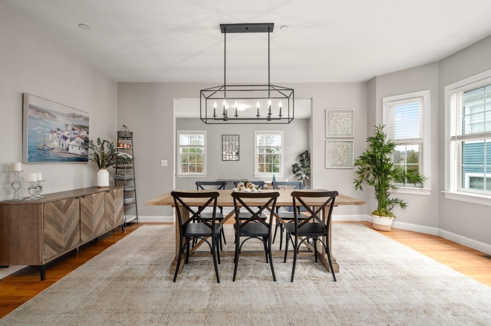 8 Gates Ln #A Wakefield, MA 01880