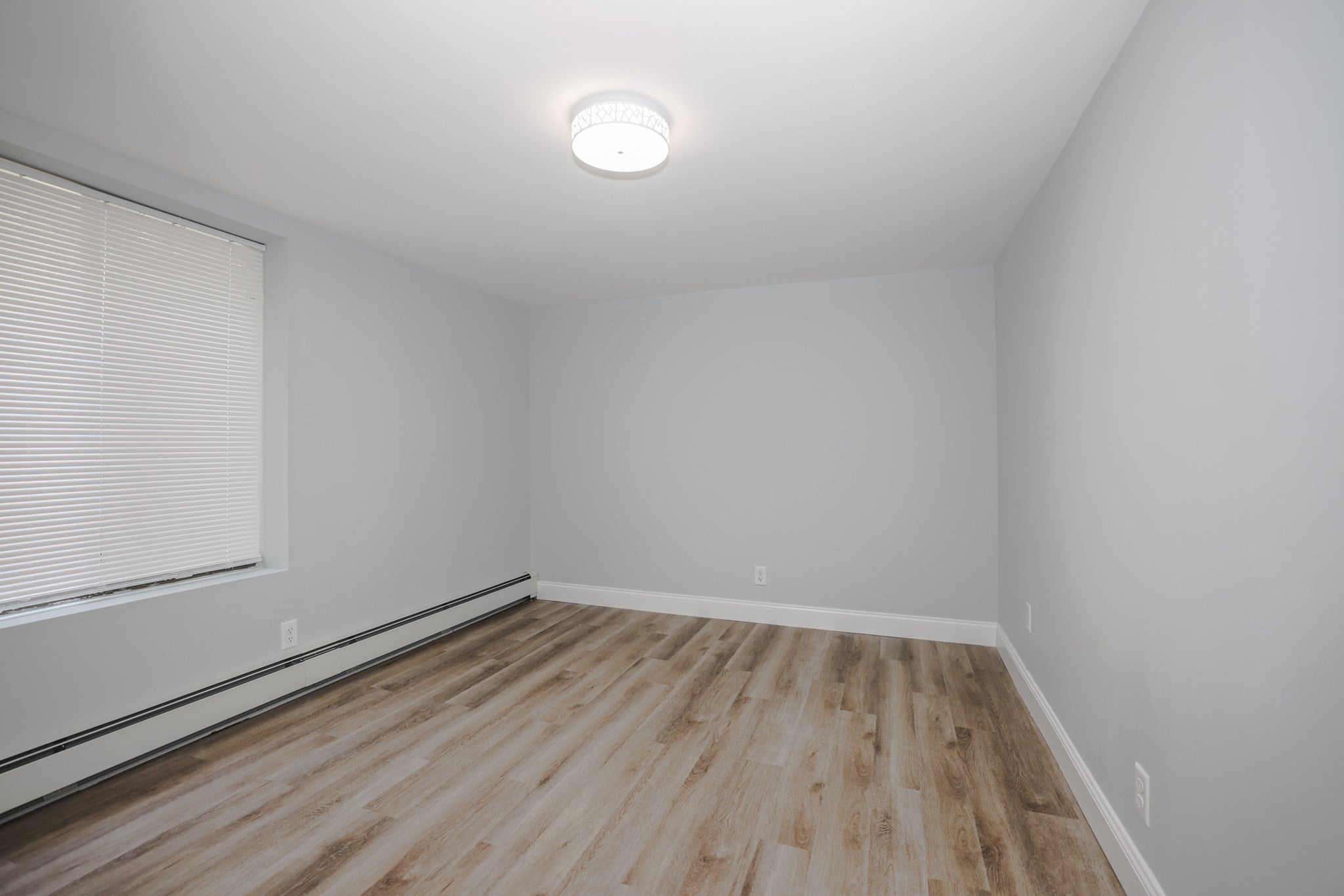 3 Richardson St #B4 Wakefield, MA 01880