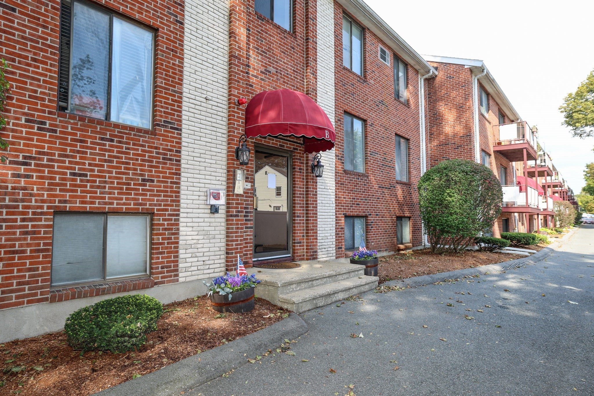 3 Richardson St #B4 Wakefield, MA 01880