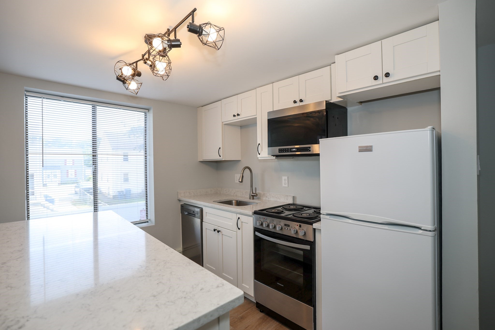 3 Richardson St #B4 Wakefield, MA 01880
