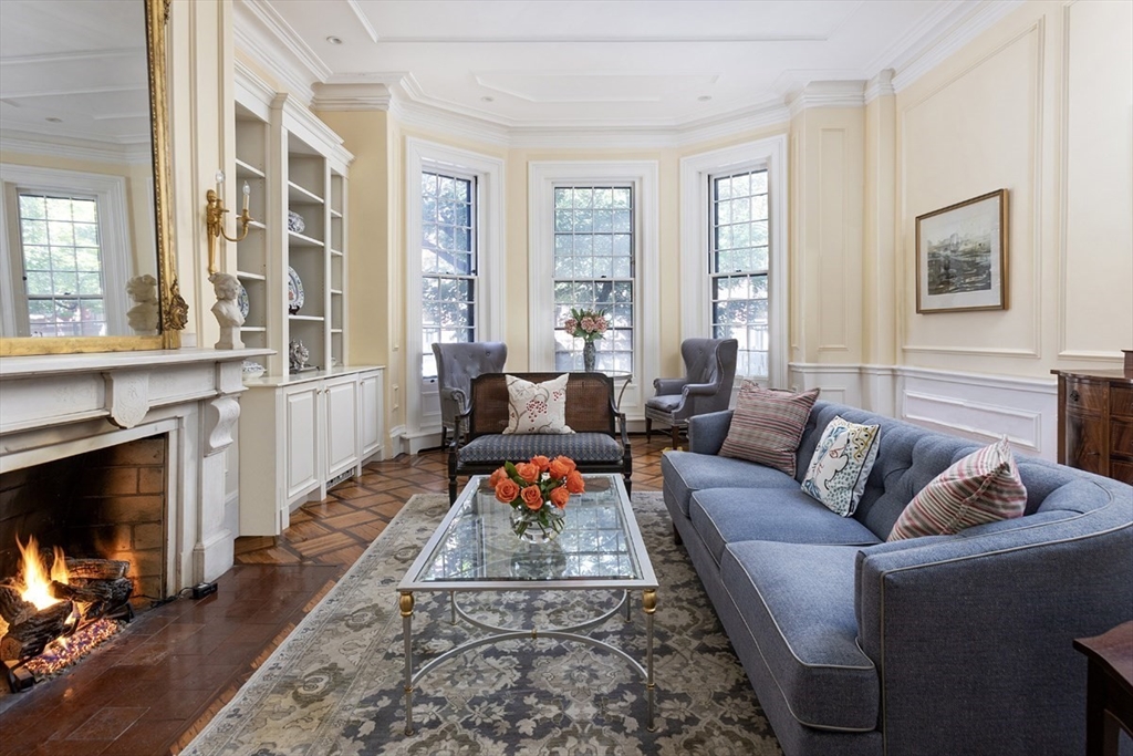 176 Marlborough St #1