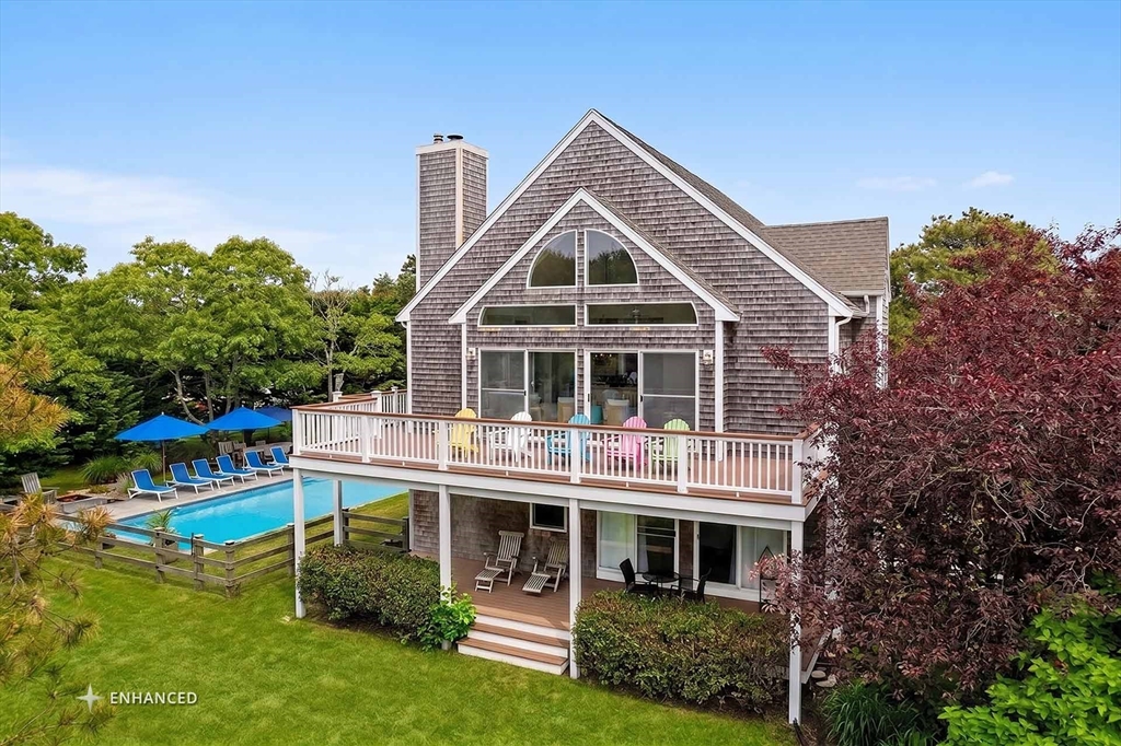 9 Thaxter Ln Edgartown, MA 02539
