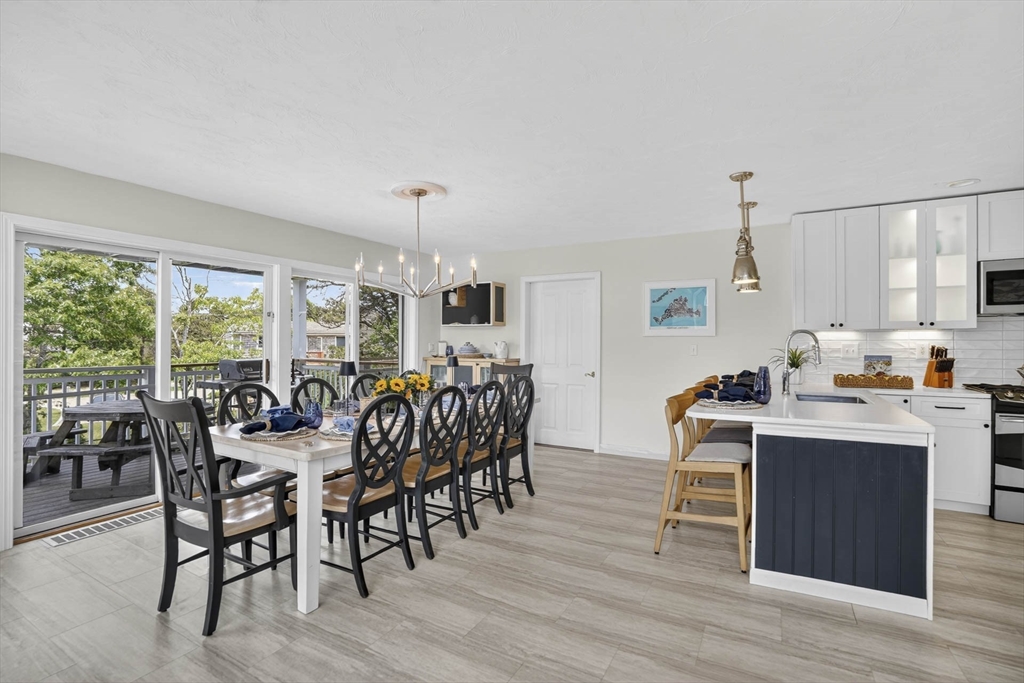 9 Thaxter Ln Edgartown, MA 02539
