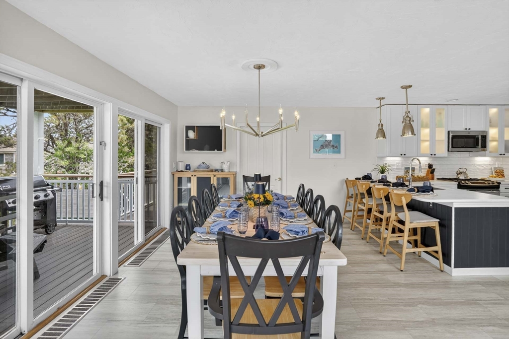 9 Thaxter Ln Edgartown, MA 02539