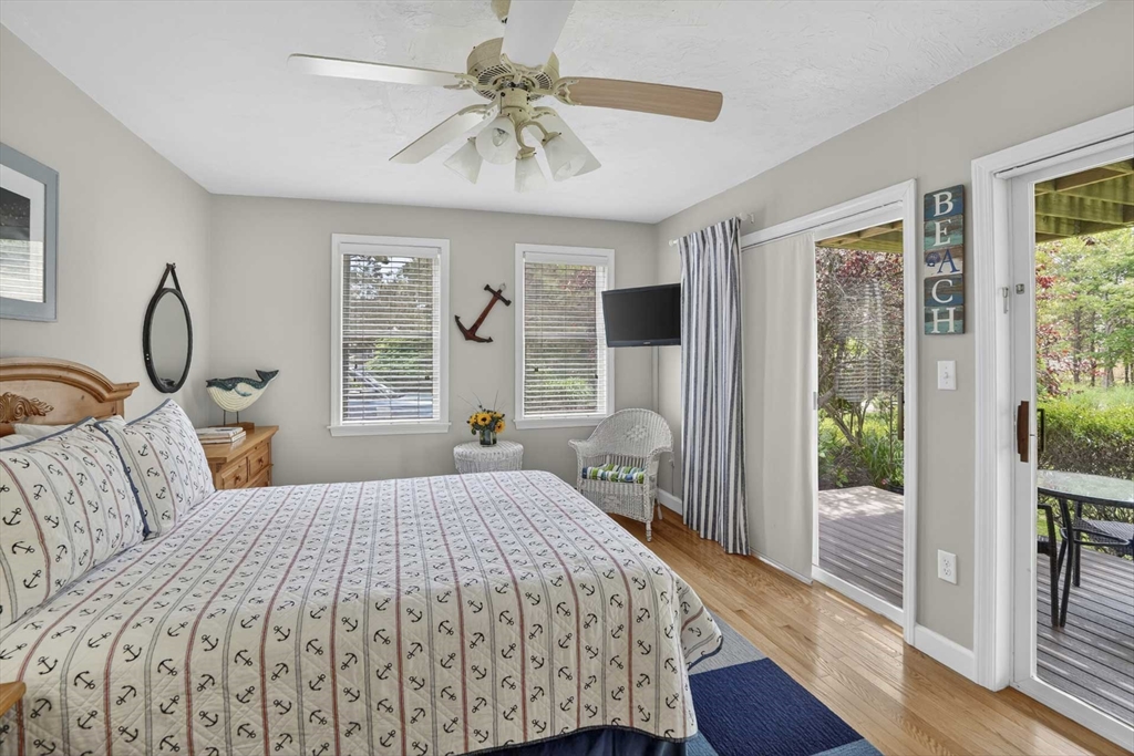 9 Thaxter Ln Edgartown, MA 02539