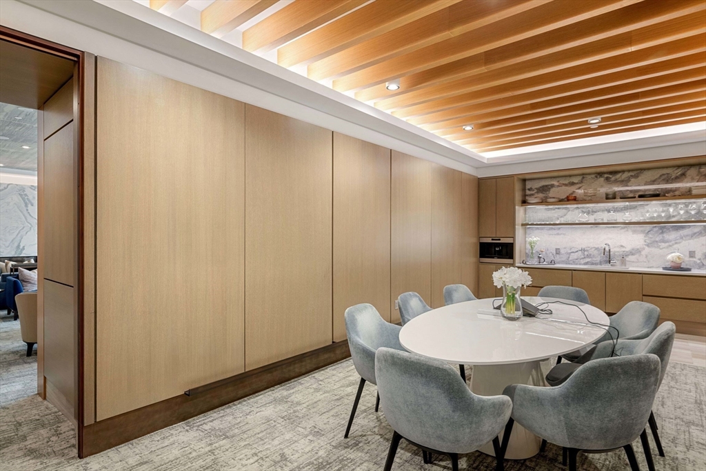 45 Temple St #405 Boston, MA 02114