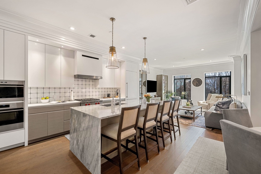 45 Temple St #405 Boston, MA 02114