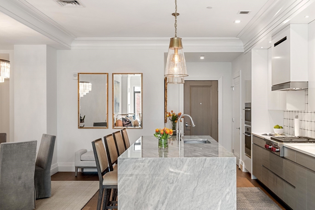 45 Temple St #405 Boston, MA 02114