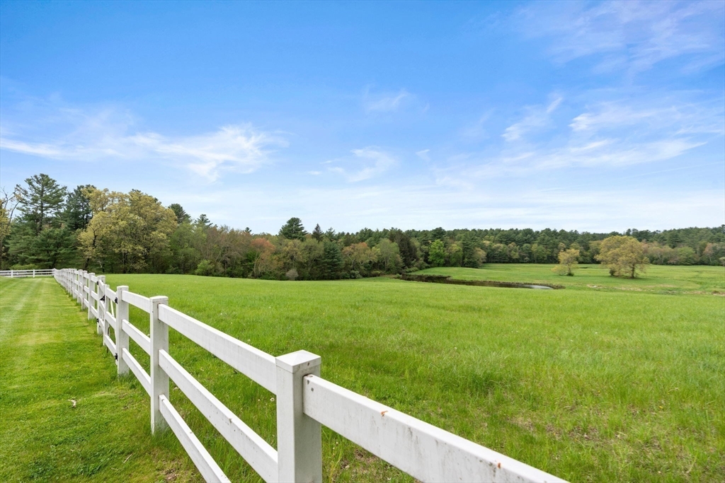 38 Bullard St Sherborn, MA 01770