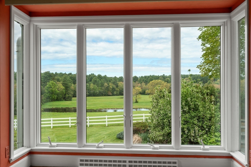 38 Bullard St Sherborn, MA 01770