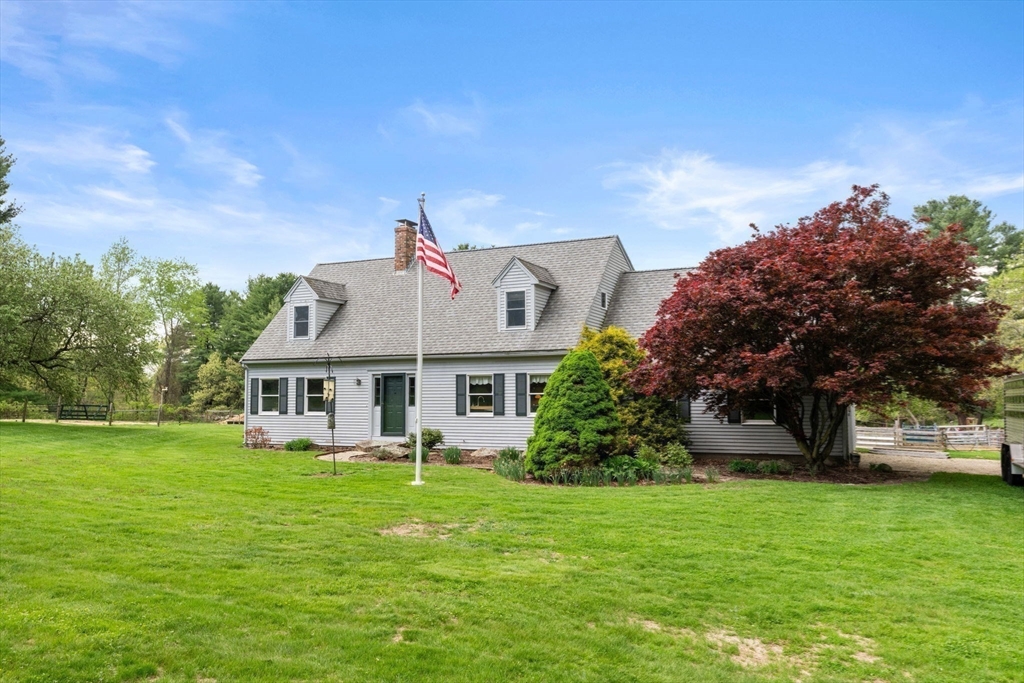 38 Bullard St Sherborn, MA 01770