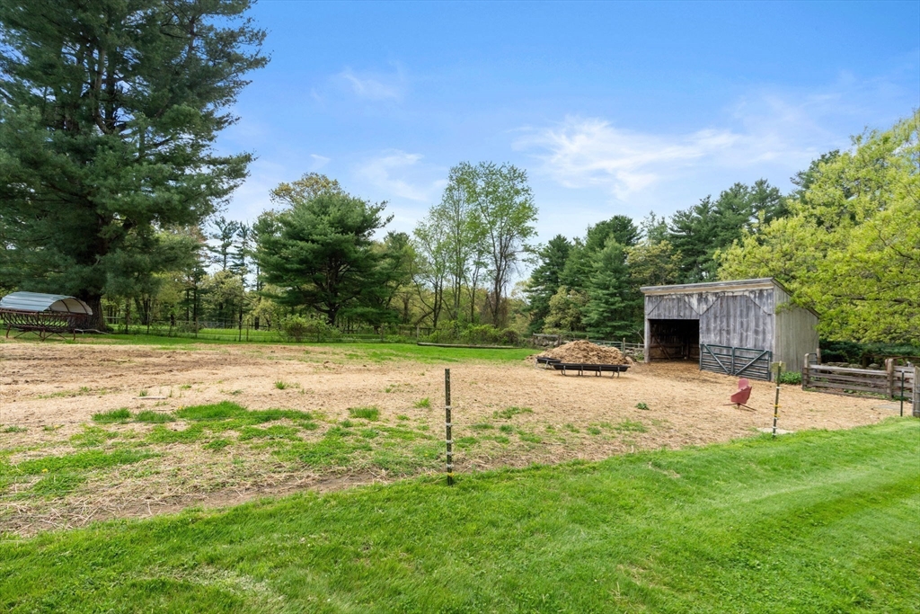 38 Bullard St Sherborn, MA 01770