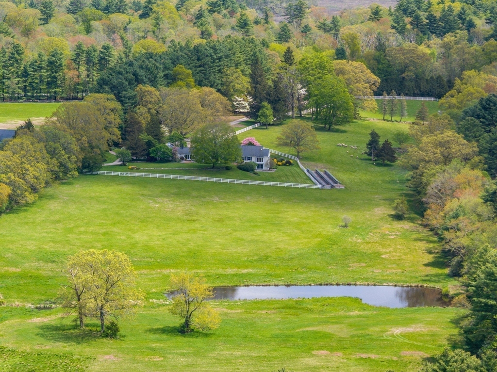 38 Bullard St Sherborn, MA 01770