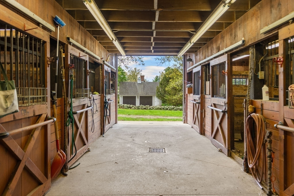 38 Bullard St Sherborn, MA 01770