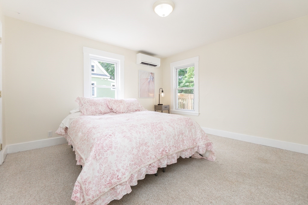 6 Avon Ct #2 Wakefield, MA 01880 6 Avon Ct #2 Wakefield, MA 01880