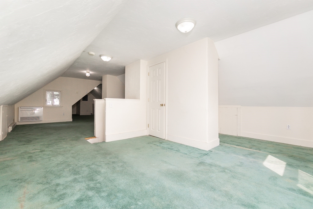 6 Avon Ct #2 Wakefield, MA 01880 6 Avon Ct #2 Wakefield, MA 01880