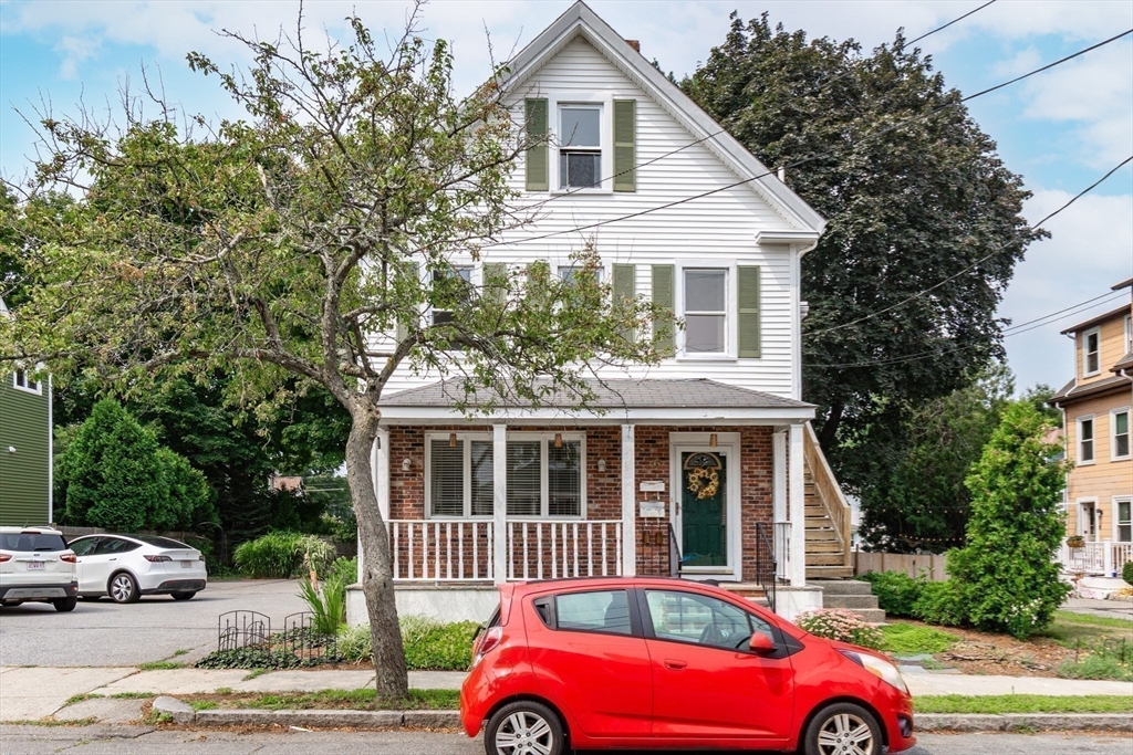 6 Avon Ct #2 Wakefield, MA 01880 6 Avon Ct #2 Wakefield, MA 01880