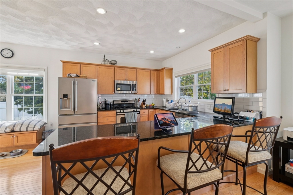 6 Blue Jay Cir #2 Wakefield, MA 01880