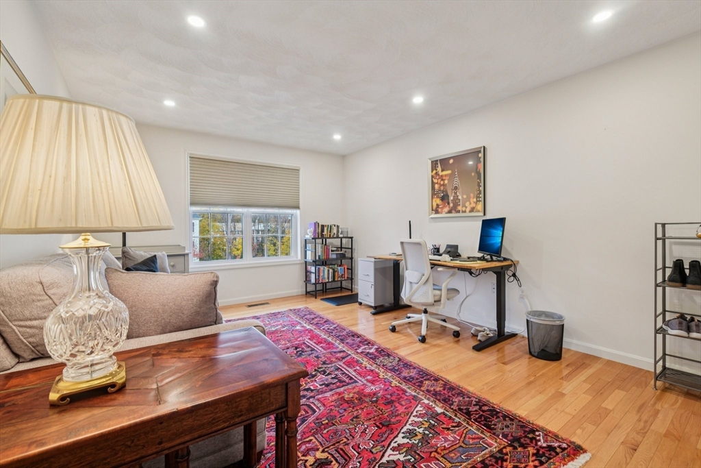 6 Blue Jay Cir #2 Wakefield, MA 01880