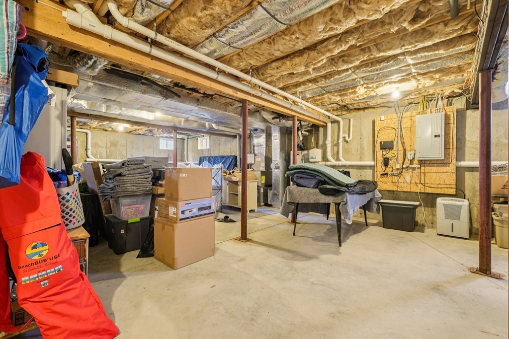 6 Blue Jay Cir #2 Wakefield, MA 01880