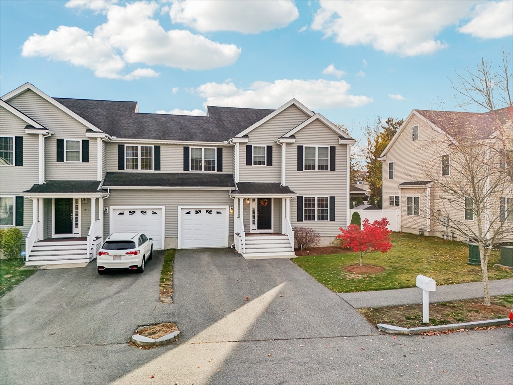 6 Blue Jay Cir #2 Wakefield, MA 01880