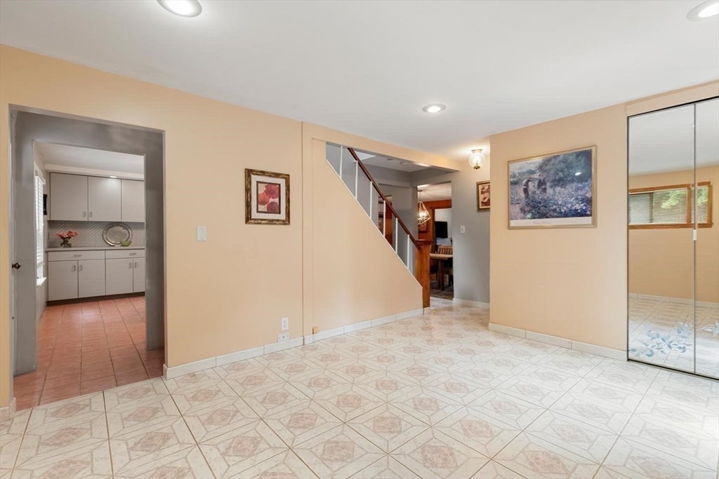 48 Vly St Wakefield, MA 01880