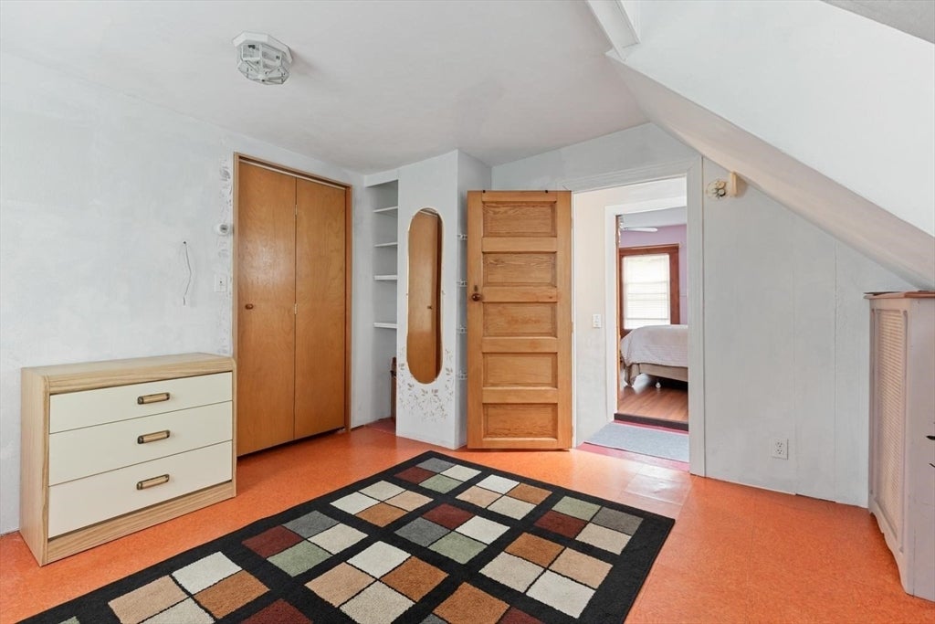 48 Vly St Wakefield, MA 01880