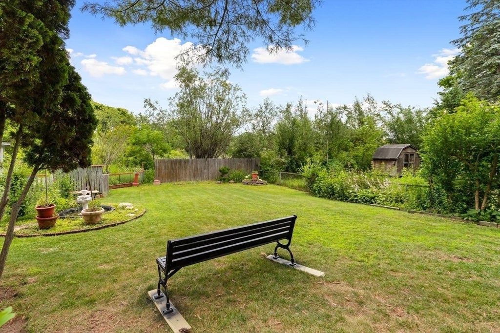 48 Vly St Wakefield, MA 01880