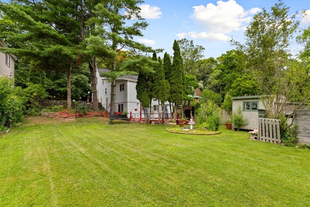 48 Vly St Wakefield, MA 01880