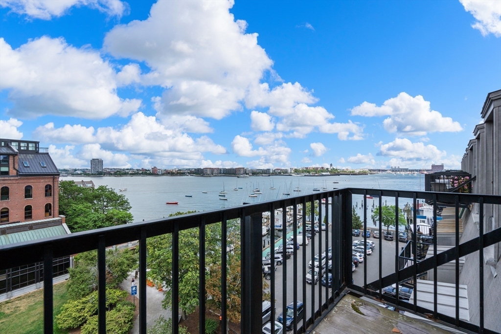 28 Atlantic Ave #527-627
