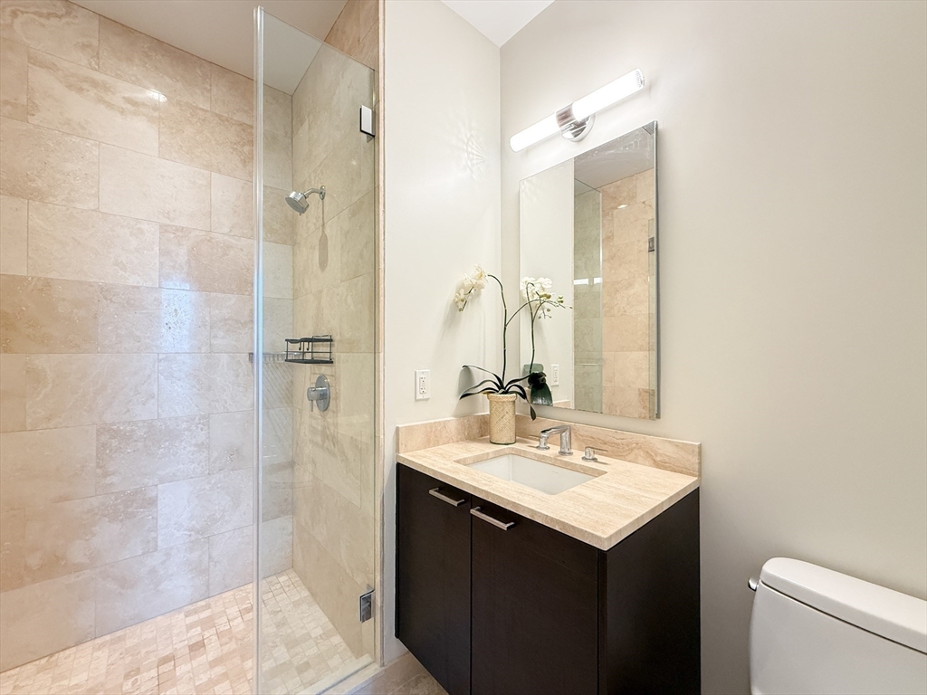 1 Franklin St #5106 Boston, MA 02110