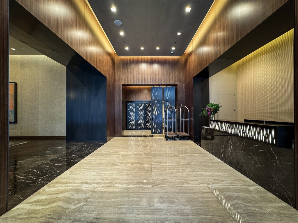 1 Franklin St #5106 Boston, MA 02110