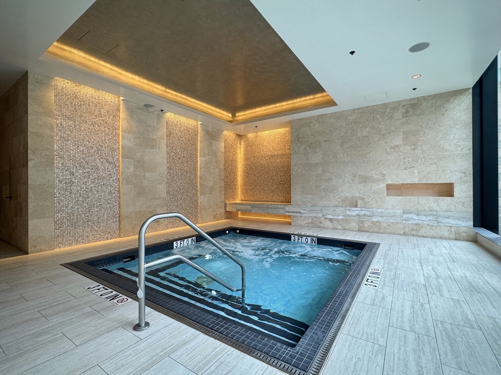 1 Franklin St #5106 Boston, MA 02110