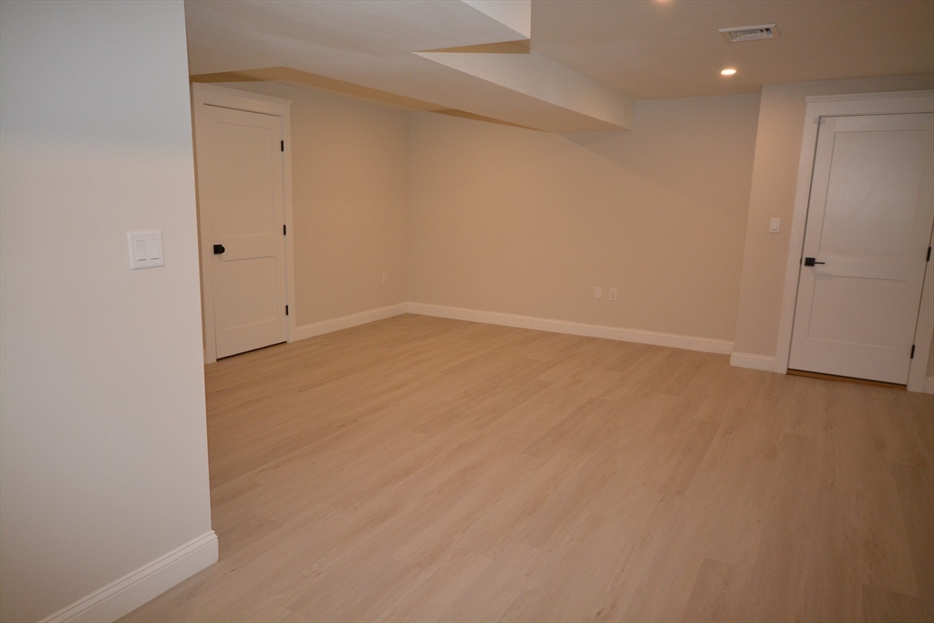 361 Salem St #2 Wakefield, MA 01880