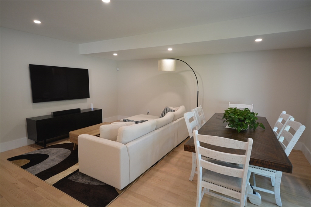 361 Salem St #2 Wakefield, MA 01880