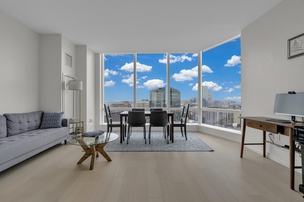 1 Franklin St #3212 Boston, MA 02110