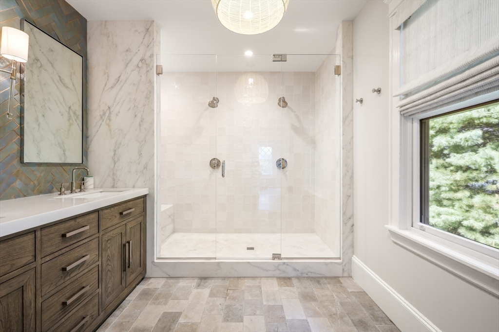 85 Williston Rd Brookline, MA 02445