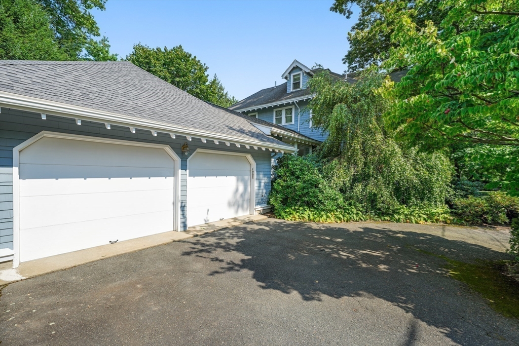 85 Williston Rd Brookline, MA 02445